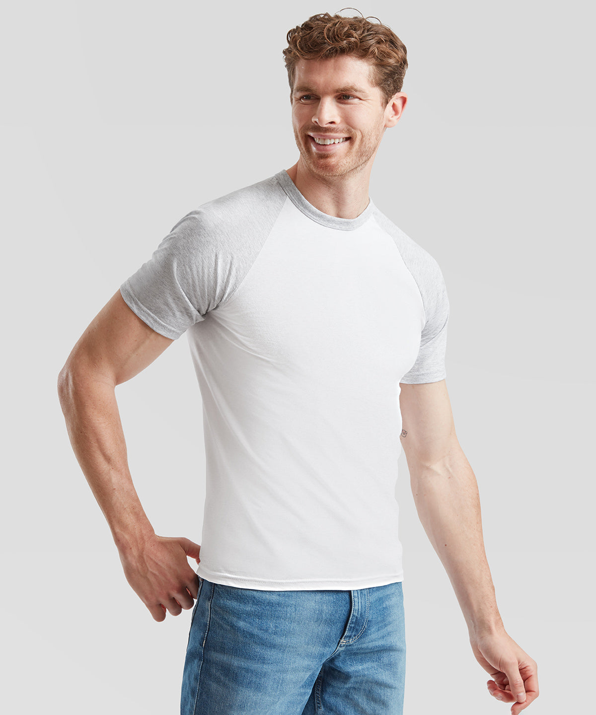 SS026-FruitoftheLoom-Short sleeve baseball T